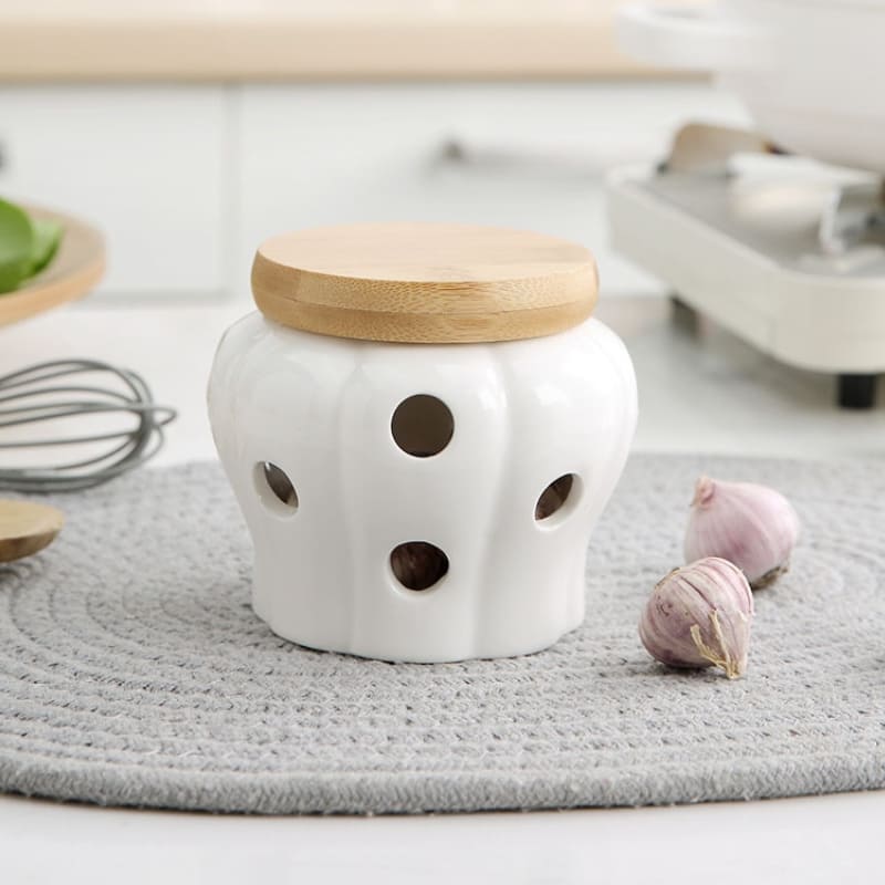 Ceramic Mug with Decorative Wooden Lid