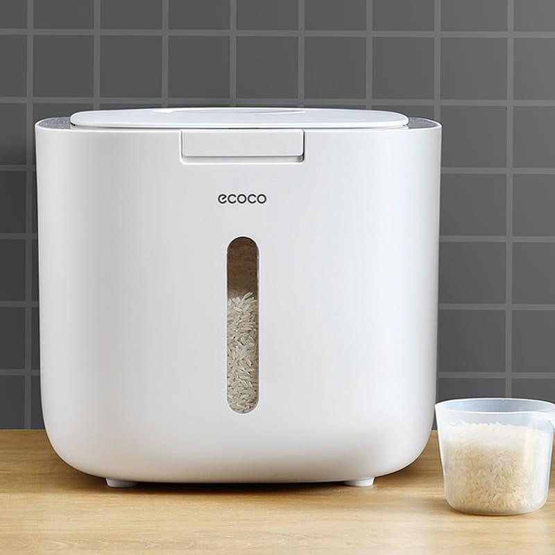Automatic Food Storage Container with Lid