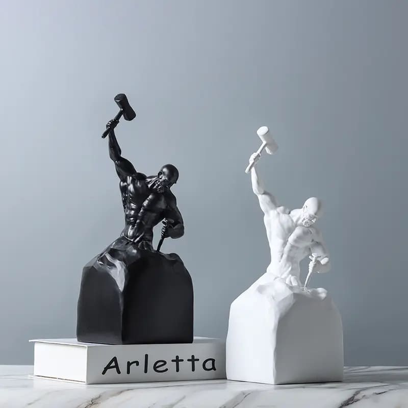 Living Room Decor Resin Statue of a Man Sculpting