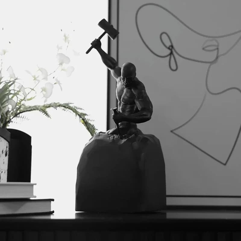 Living Room Decor Resin Statue of a Man Sculpting