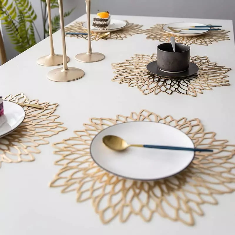 Decorative Placemat Doily Set