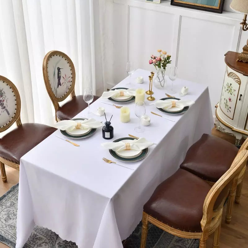 Table Cloth and Napkin Set in Satin with 12 Pieces