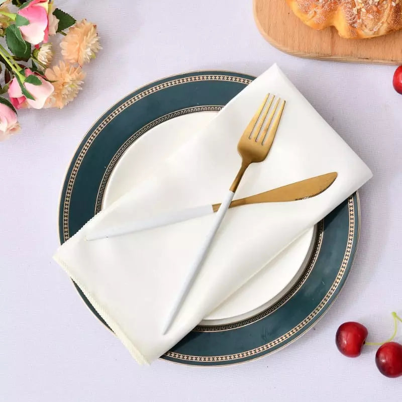 Table Cloth and Napkin Set in Satin with 12 Pieces