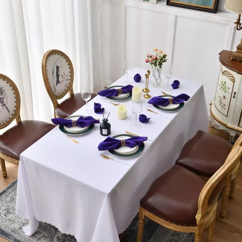 Table Cloth and Napkin Set in Satin with 12 Pieces