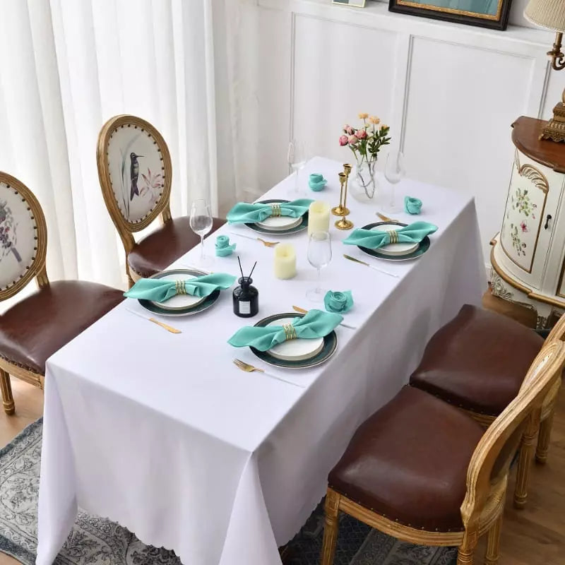 Table Cloth and Napkin Set in Satin with 12 Pieces