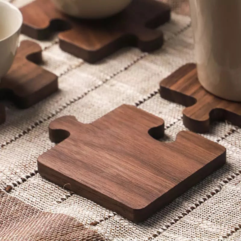 Felt Pot Holder and Coaster Set Made of Wood