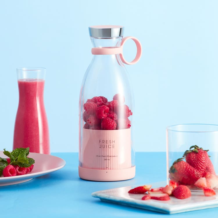Wireless Portable Blender and Mixer