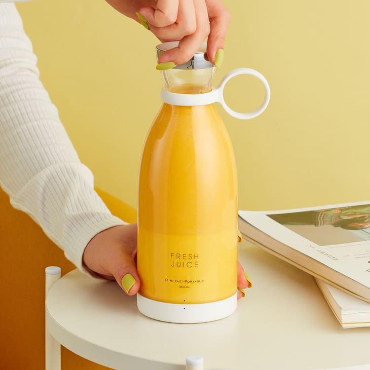 Wireless Portable Blender and Mixer