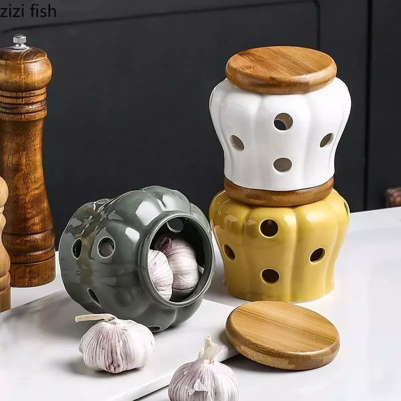 Ceramic Mug with Decorative Wooden Lid