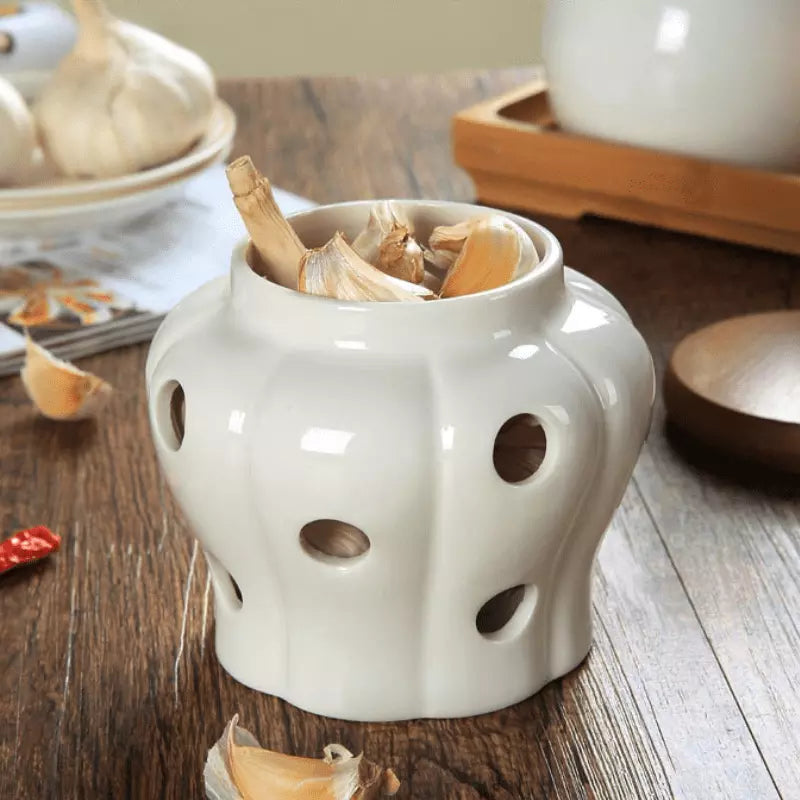 Ceramic Mug with Decorative Wooden Lid