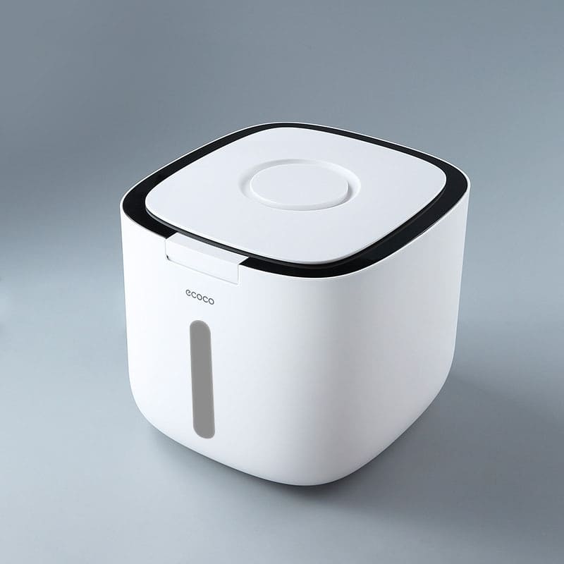 Automatic Food Storage Container with Lid