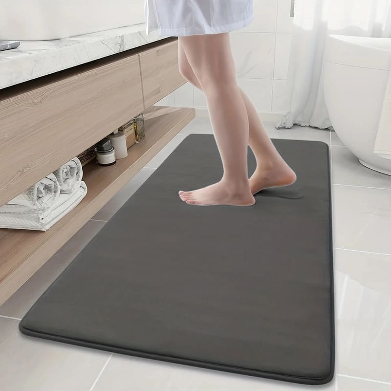 Non-slip absorbent velvet bathroom rug