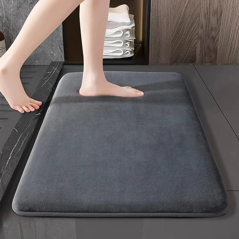 Non-slip absorbent velvet bathroom rug