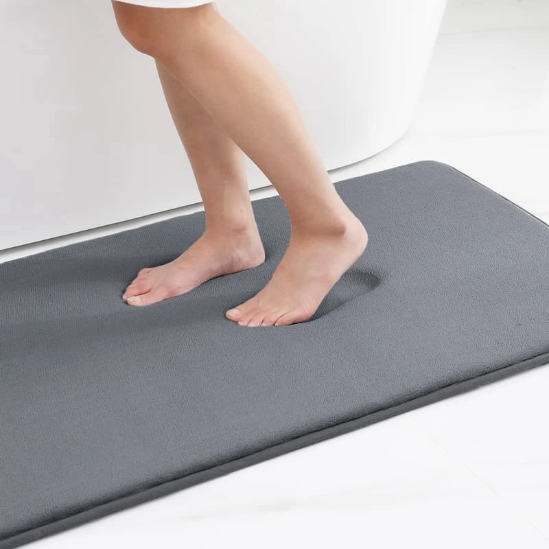Non-slip absorbent velvet bathroom rug